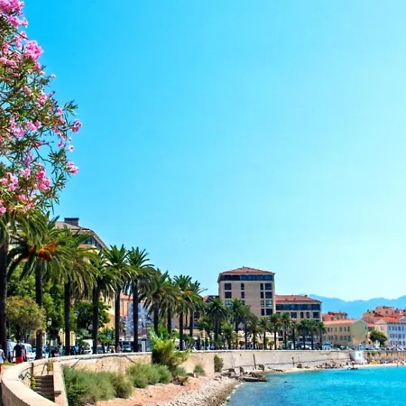 Au Calme Centre Prefecture Ajaccio (Corsica)